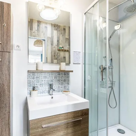 Les Rosiers By Interhome * Arvert