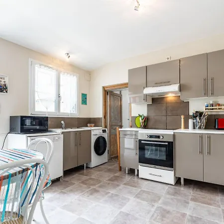 Les Rosiers By Interhome