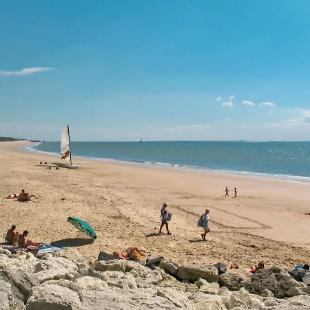 Les Rosiers By Interhome בית נופש