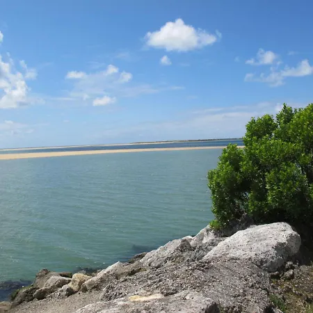 Les Rosiers By Interhome בית נופש